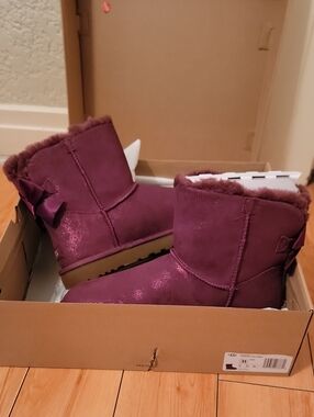 Sparkle Purple Fur-Lined Ankle Boots